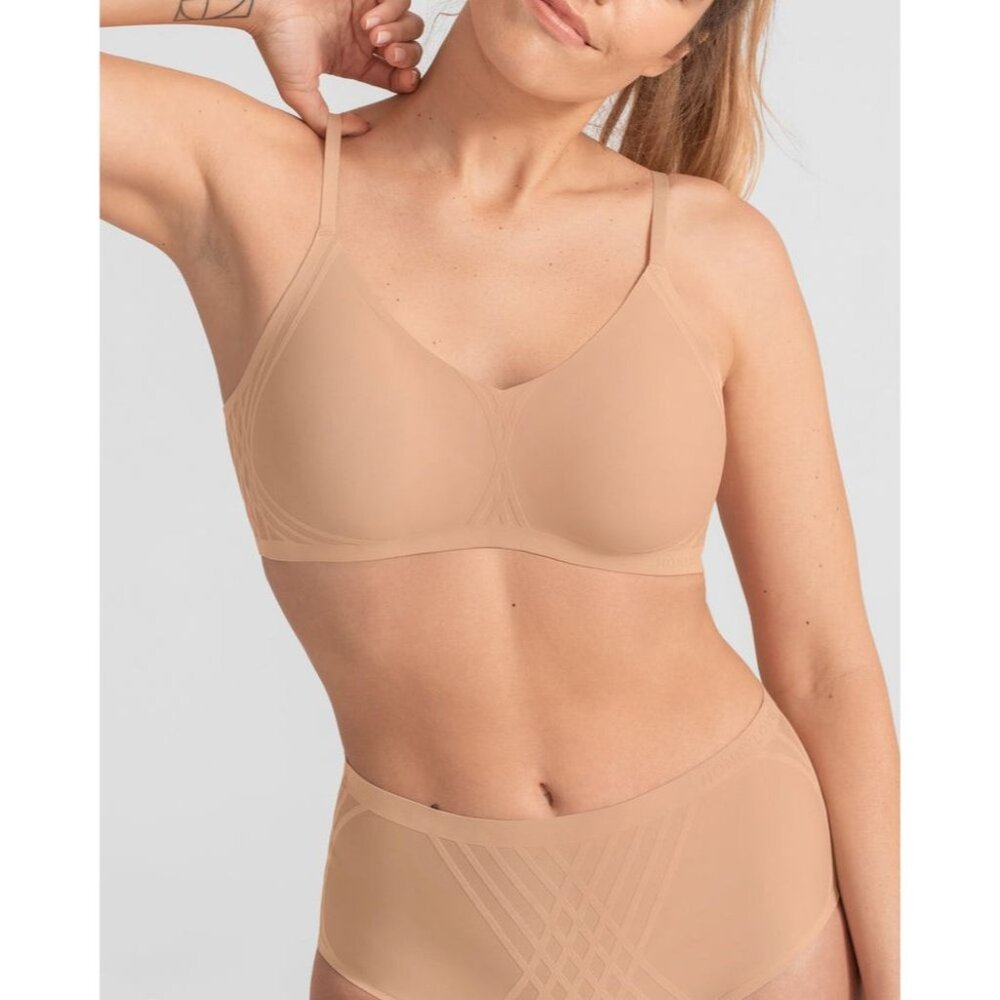 Honeylove Silhouette Bra L Wireless Solid Sand Tan Lightly Padded Wire Free